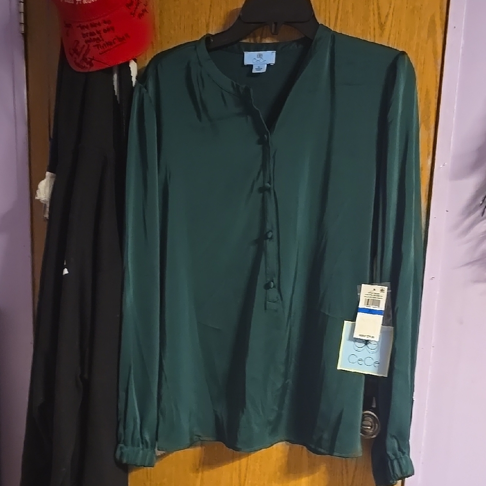 CeCe Women's Green Blouse